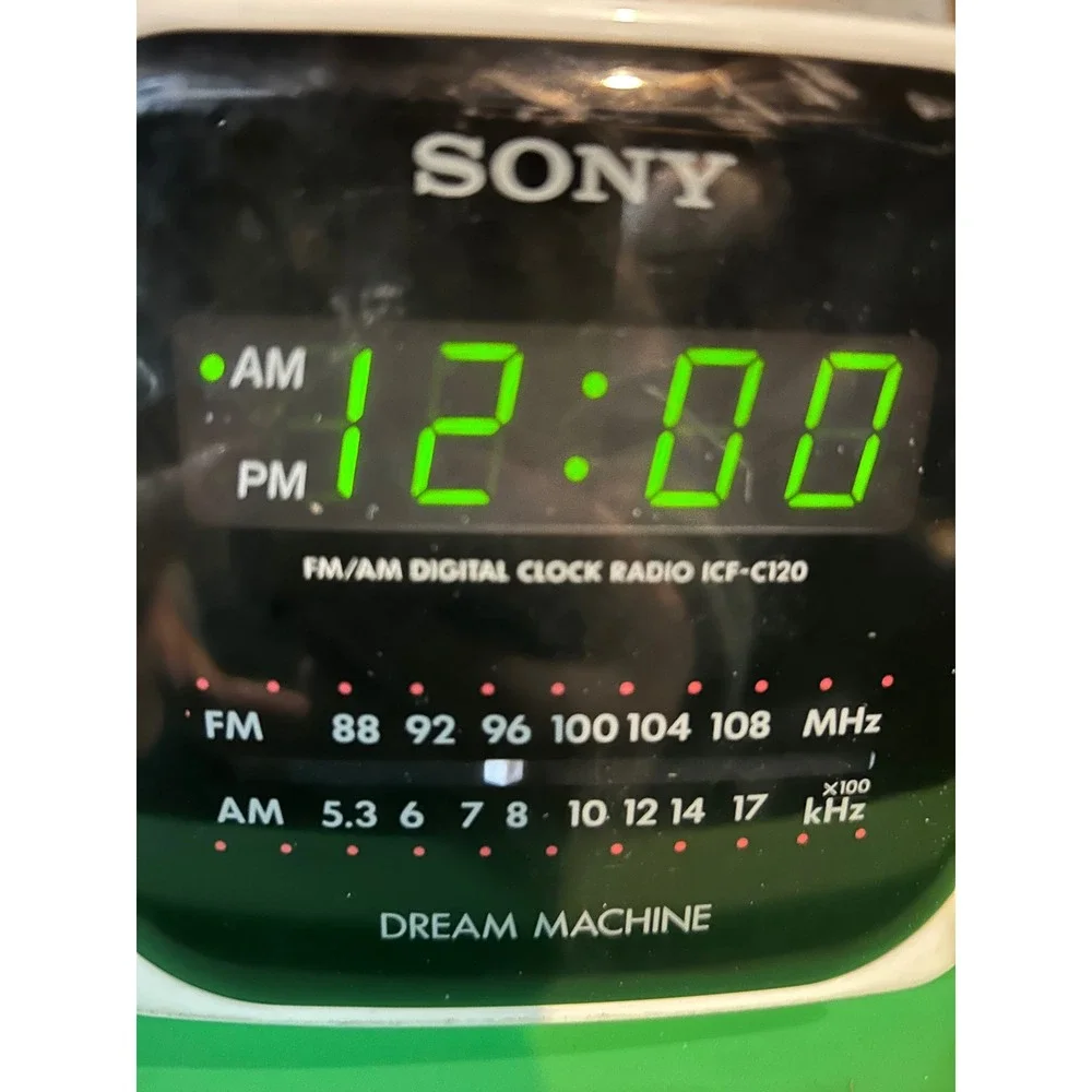 Sony‎ Dream Machine Alarm Clock Radio ICF-C120 Vintage Digital AM FM Y2K Retro